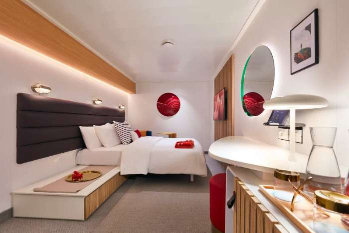 Insider cabin